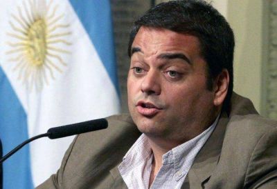 Triaca se deslig� del bono a estatales y lo dej� a criterio de las provincias