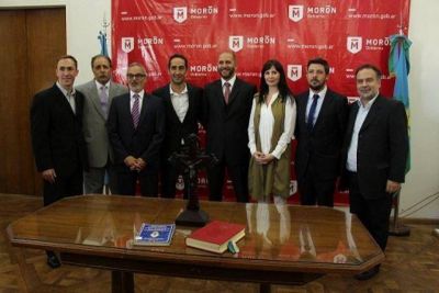 Tagliaferro tom� juramento a sus nuevos funcionarios