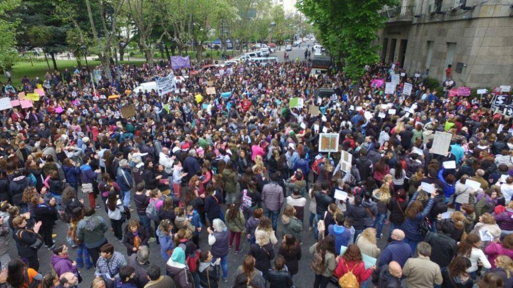 Tras el crimen de Mar del Plata, realizar�n un �paro� de mujeres
