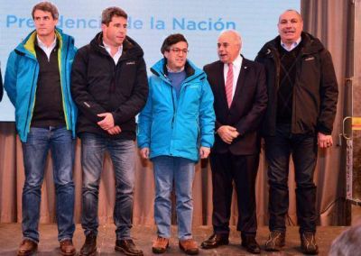 U�ac estar� con Bachelet y Prat Gay por Agua Negra