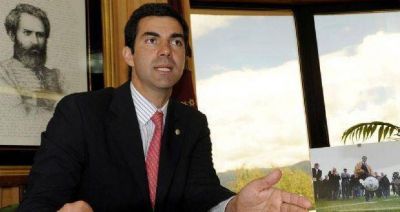 Juan Manuel Urtubey cree que al gobierno le conviene que Cristina Kirchner sea candidata