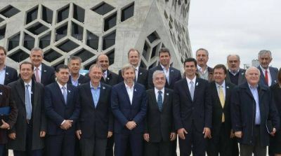 Las provincias del sur condicionadas por el pago de bono de fin de a�o