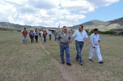 Anunciaron la construcci�n 35 viviendas en Palma Sola