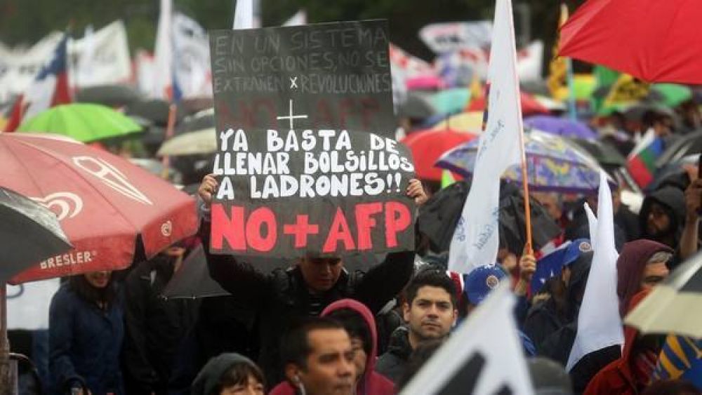 Otra marcha en Chile contra las jubilaciones privadas