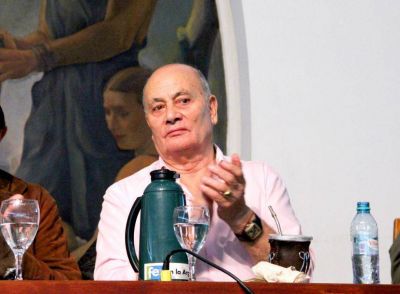 El �Momo� Venegas festeja el D�a de la Lealtad con el Gobierno, en el Club Atenas de La Plata