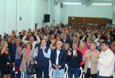Verna: �En Santa Rosa el peronismo camina junto�