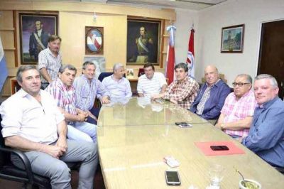 Lauritto recibi� al presidente de la Liga de Intendentes
