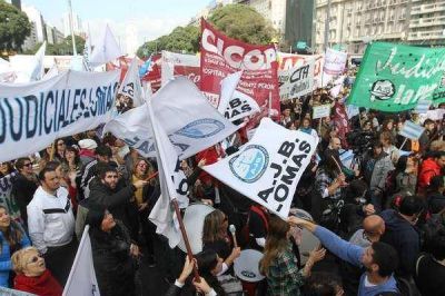 Estatales unifican reclamos y realizar�n un paro conjunto