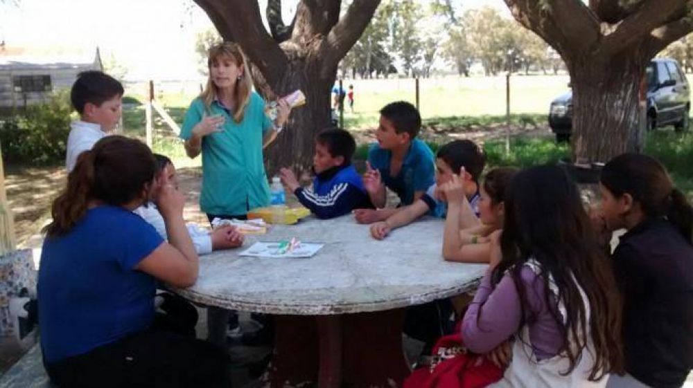 Odontopediatr�a desarrolla el Programa Comunitario de Salud Bucal Infantil