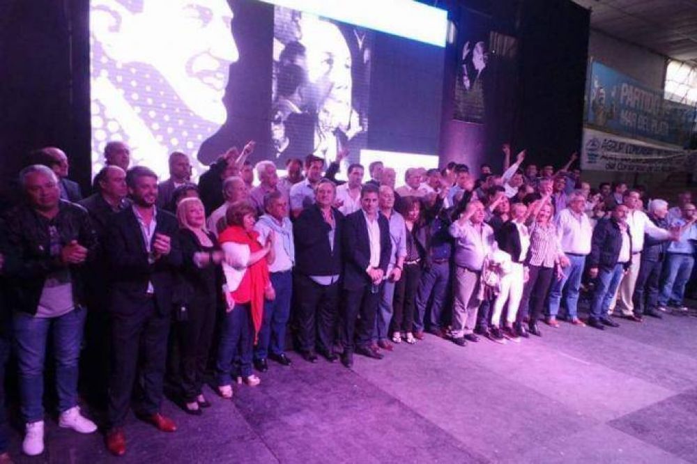 Sin Vidal, la pata peronista de Cambiemos celebr el Da de la Lealtad