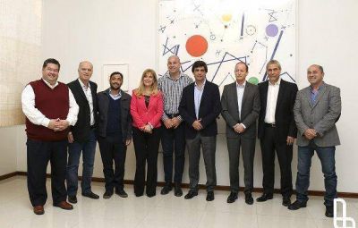 GRINDETTI ANFITRI�N DEL ENCUENTRO DE INTENDENTES ENCABEZADO POR EL MINISTRO LACUNZA
