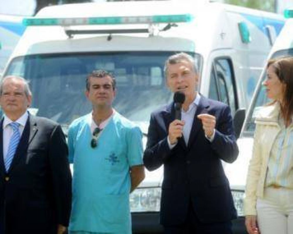 Una de las 40 ambulancias que Macri entreg a Vidal es para San Pedro