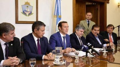 Millonario acuerdo para nuevas inversiones de YPF