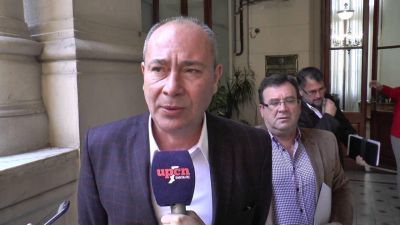 UPCN insiste con un bono de fin de a�o de 5 mil pesos