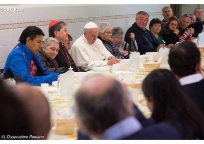 El Papa en la catequesis: �la pobreza nos interpela� el pobre necesita de m�