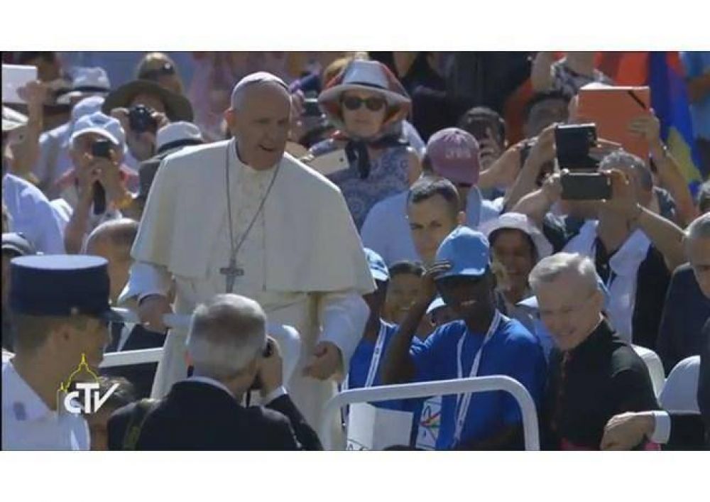 Cuando encuentro una persona en necesidad, �cu�l es mi reacci�n? El Papa en su catequesis