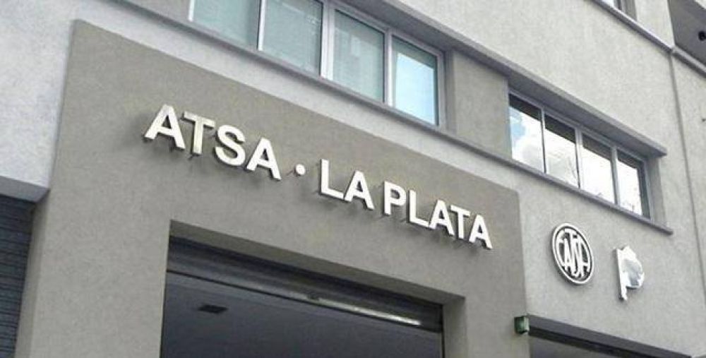 Fuerte intervensin de ATSA-La Plata para reclamar por los atrasos en los pagos de salarios y despidos injustificados