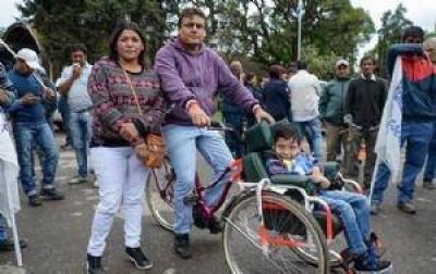 La provincia ya tiene su propia f�brica de sillas de ruedas y camillas