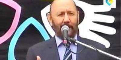 Inmerso en un esc�ndalo nacional, Insfr�n dijo que fue una operaci�n