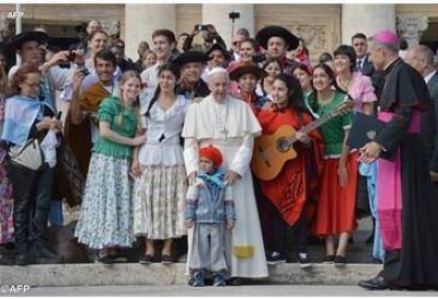 Urgencia del compromiso misionero de la Iglesia y de los cristianos en el mundo, alent� el Papa