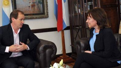 Blanca Osuna le regal� un libro de Kirchner a Bordet