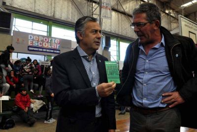 Critican nueva ley de prisi�n preventiva de Cornejo