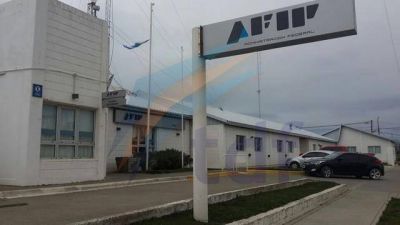 La Aduana de R�o Grande envuelta en fraudulenta liberaci�n de veh�culos que ya lleva dos a�os de investigaci�n sin resultados