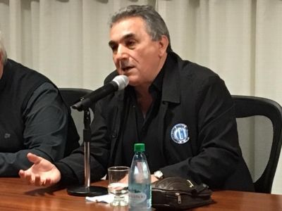 Schmid: �La unidad de la CGT tiene que madurar para derribar cualquier tipo de desconfianza�