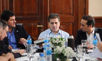 Acuerdan el env�o de fuerzas federales para custodiar Mor�n