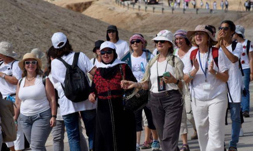 Miles de mujeres marcharon para exigir acuerdo de paz entre Israel y Palestina