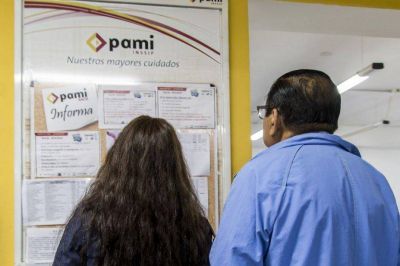 El PAMI no tiene sillas de rueda nuevas para sus afiliados