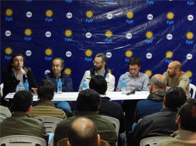 El Frente para la Victoria de la S�ptima se reuni� en Alvear