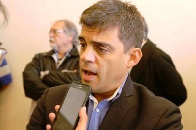 Para Luz y Fuerza �fue un golpe bajo�, para ATE �desleal� y APS �sorprendente�