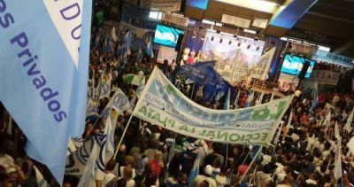 La Corriente Federal se endurece con la conducci�n de la CGT y pide un paro general