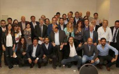 Reuni�n de intendentes del PJ Bonaerense en Lobos