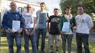 El agua contaminada mantiene en vilo a la regi�n