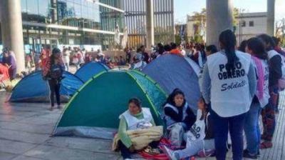 Acampe frente a la Jefatura de Gobierno