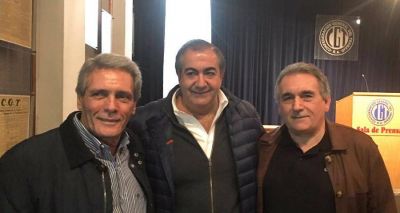 La CGT se re�ne con Kicillof y De Mendiguren