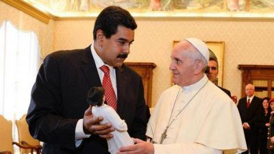 Francisco recibe a Maduro, �tiene a todos los venezolanos en el coraz�n�
