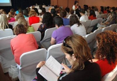 Capacitar�n sobre el nuevo C�digo Civil a casi 900 docentes y directivos escolares
