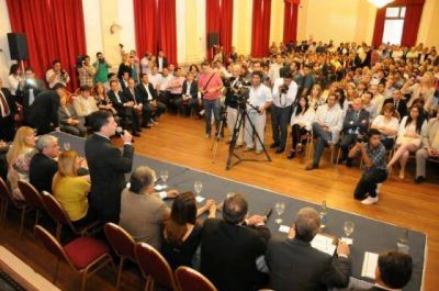Con asistencia plena, se puso en marcha el Consejo Econ�mico y Social
