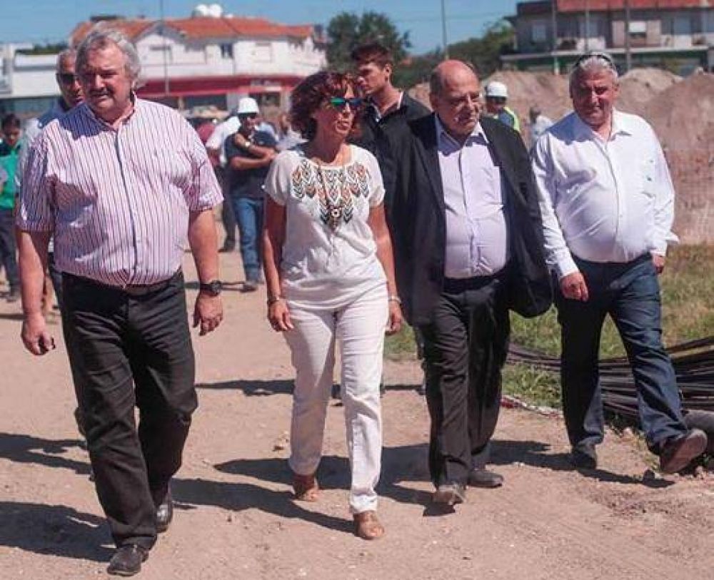 Advierten sobre �marcado retraso� en la obra Arroyo del Barco