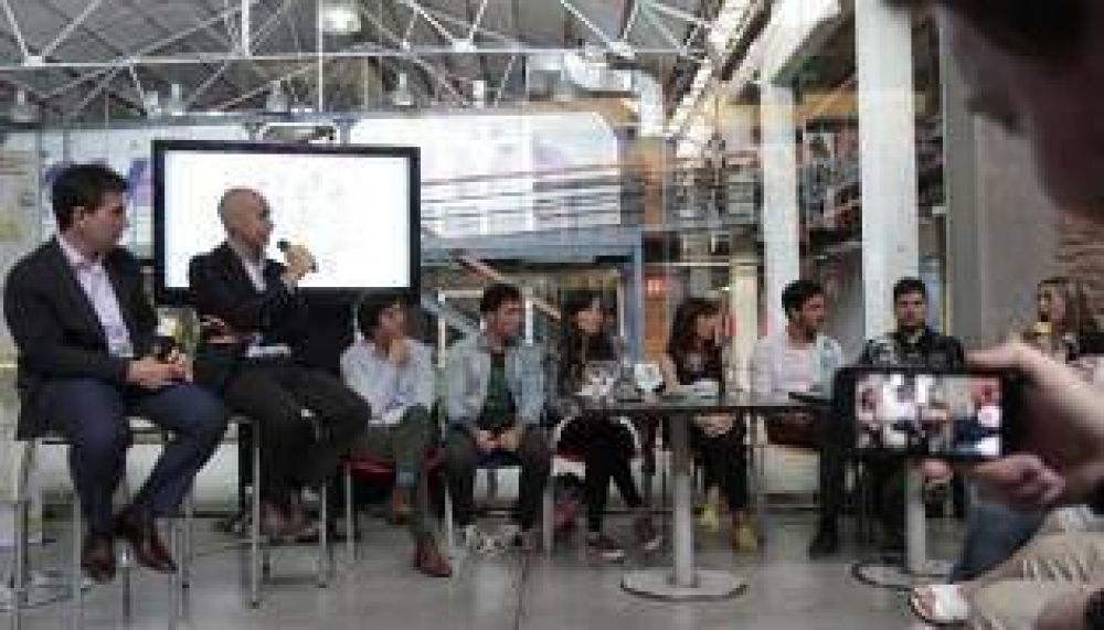 �El futuro del desarrollo pasa por las industrias creativas�
