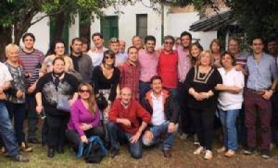 Dom�nguez Yelpo se reuni� con dirigentes del PRO