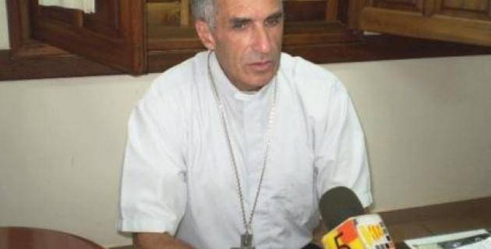 El 11 de noviembre asume Monseor Santiago como Obispo de San Nicols