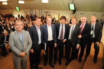Hern�n Lacunza: �Pasamos de la emergencia a la previsibilidad�