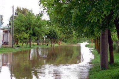 El exceso de lluvias tambi�n provoca inconvenientes en pueblos de La Pampa