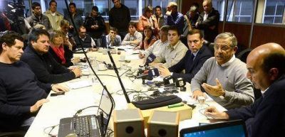 El temporal fren� la incipiente confrontaci�n electoral