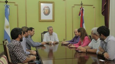 Passalacqua recibi� a representantes del Banco Mundial