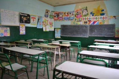 El paro docente se cumple con un acatamiento del 60 por ciento en la ciudad